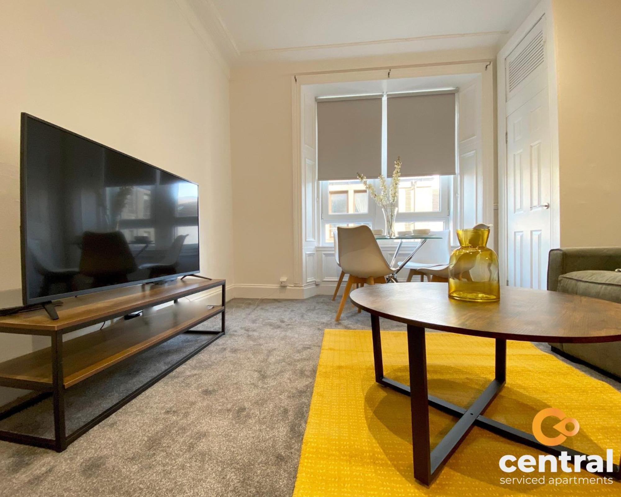 Central Serviced Apartments - Cosy 1 Bedroom - Modern - Close To Transport Links - Quiet Neighbourhood - Fast Wifi - Fully Equipped - Smart Tvs In All Rooms - Monthly Stays Welcome - Free Street Parking - Ideal Relocation To Dundee Accommodation Eksteriør billede