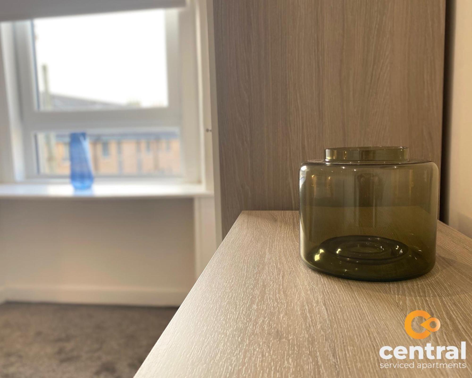 Central Serviced Apartments - Cosy 1 Bedroom - Modern - Close To Transport Links - Quiet Neighbourhood - Fast Wifi - Fully Equipped - Smart Tvs In All Rooms - Monthly Stays Welcome - Free Street Parking - Ideal Relocation To Dundee Accommodation Eksteriør billede
