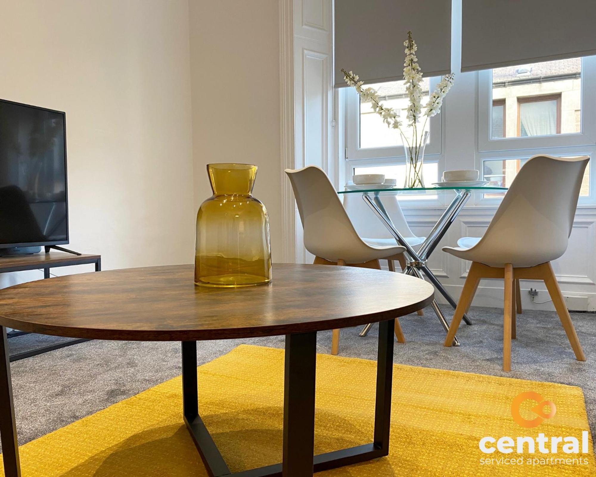 Central Serviced Apartments - Cosy 1 Bedroom - Modern - Close To Transport Links - Quiet Neighbourhood - Fast Wifi - Fully Equipped - Smart Tvs In All Rooms - Monthly Stays Welcome - Free Street Parking - Ideal Relocation To Dundee Accommodation Eksteriør billede